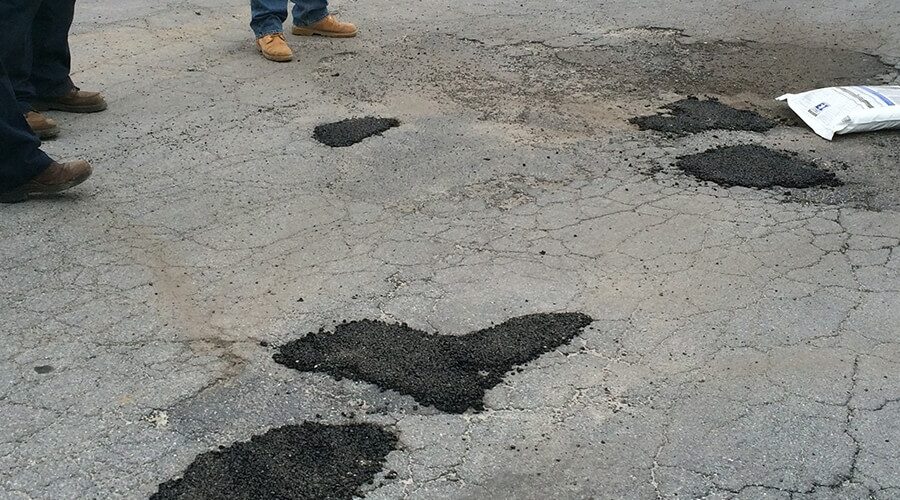 harrisburg-airport-pothole-repair